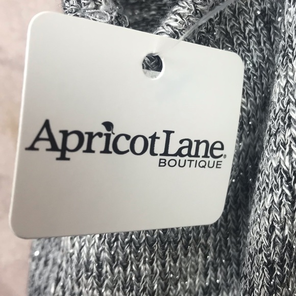 Boutique The Classic Owl Sparkly Embroidered Grey Tank Top Women Sz S Nwt - Picture 4 of 6